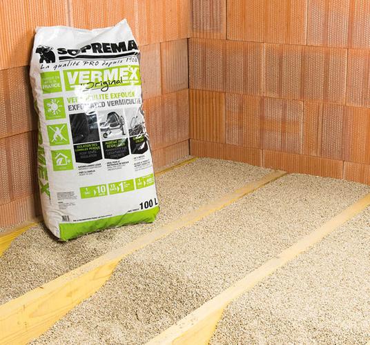 La vermiculite, un isolant thermique et acoustique pour planchers 100 % naturel